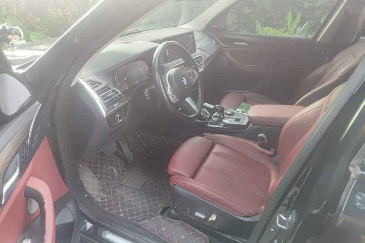 Used BMW X3 2023 xDrive30i Leading Model M Night Edition Package Driver Seat