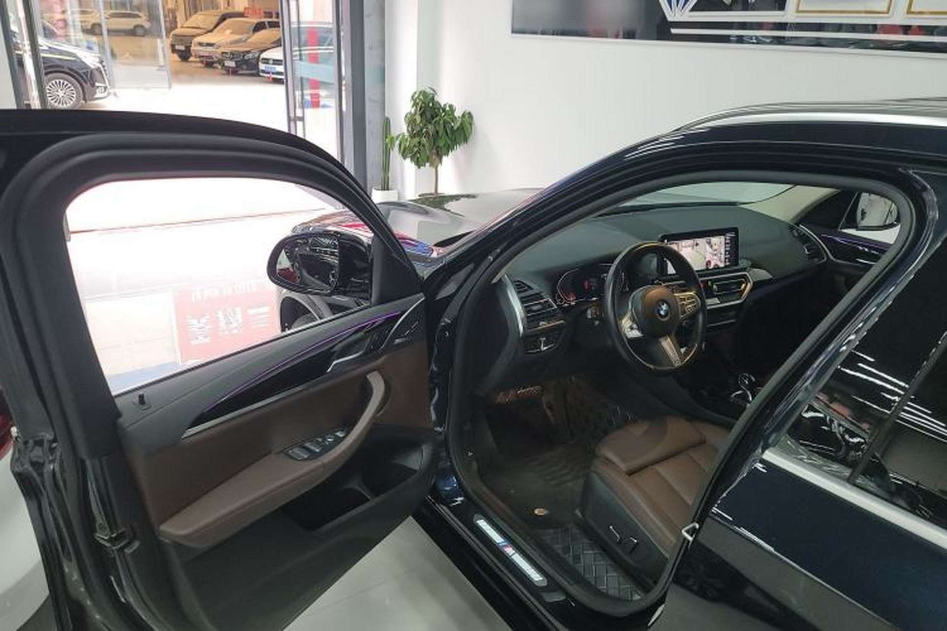 Used BMW X3 2023 xDrive25i M Sport Package Driver Seat