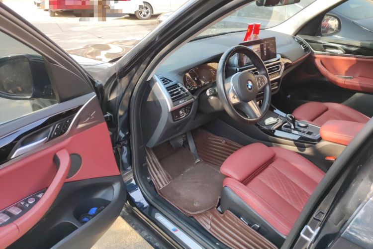 Used BMW X3 2023 xDrive25i M Sport Package Driver Seat