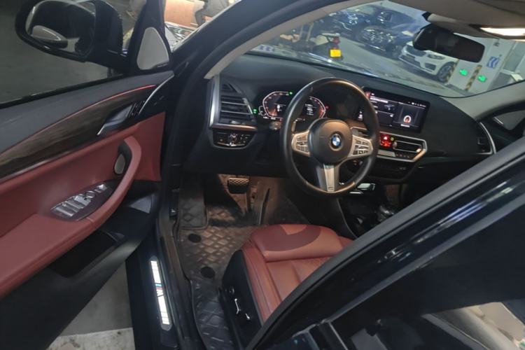 Used BMW X3 2023 Restyled xDrive30i Leading Edition M Night Sky Package Driver Seat