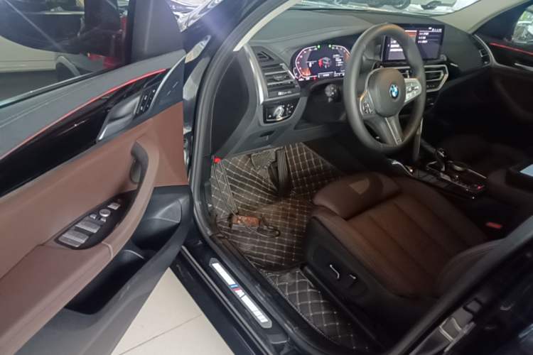Used BMW X3 2023 xDrive25i M Sport Package Driver Seat