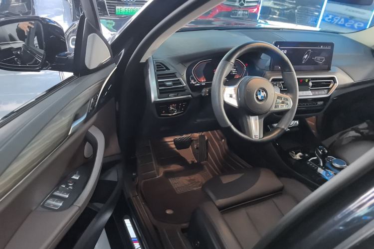 Used BMW X3 2023 xDrive30i Leading Model M Night Edition Package Driver Seat