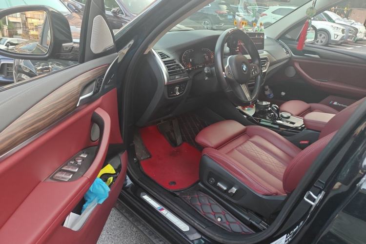Used BMW X3 2023 xDrive30i Leading Model M Night Edition Package Driver Seat
