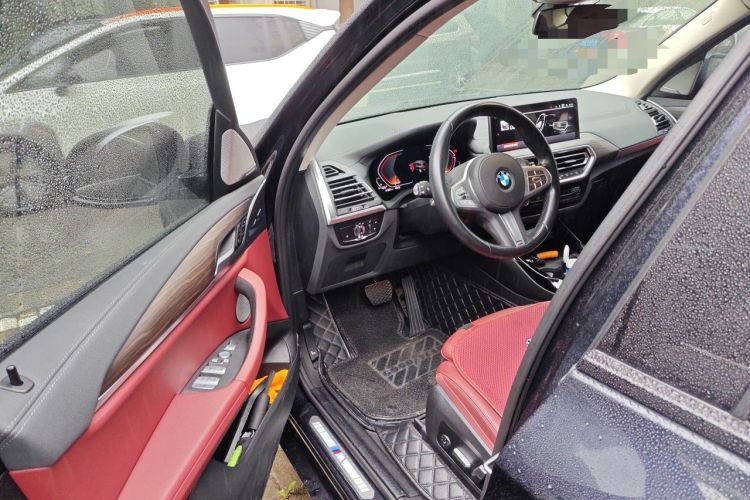 Used BMW X3 2023 xDrive30i Leading Model M Night Edition Package Driver Seat