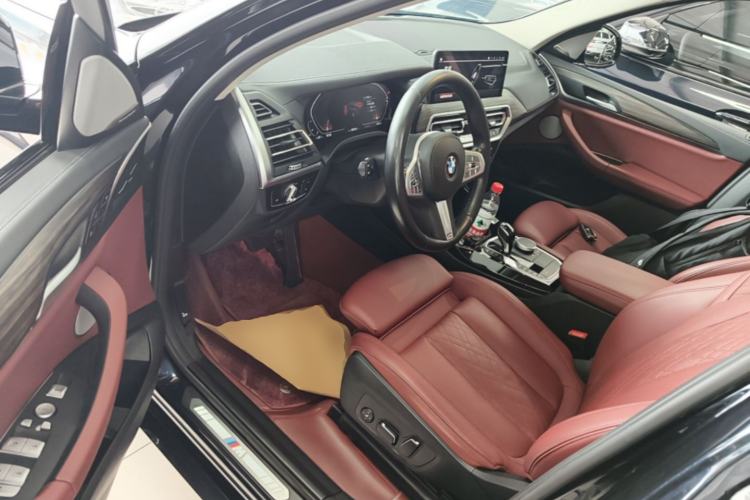 Used BMW X3 2023 Restyled xDrive30i Leading Edition M Night Sky Package Driver Seat