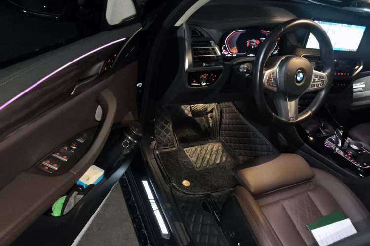 Used BMW X3 2023 xDrive30i Leading Model M Night Edition Package Driver Seat