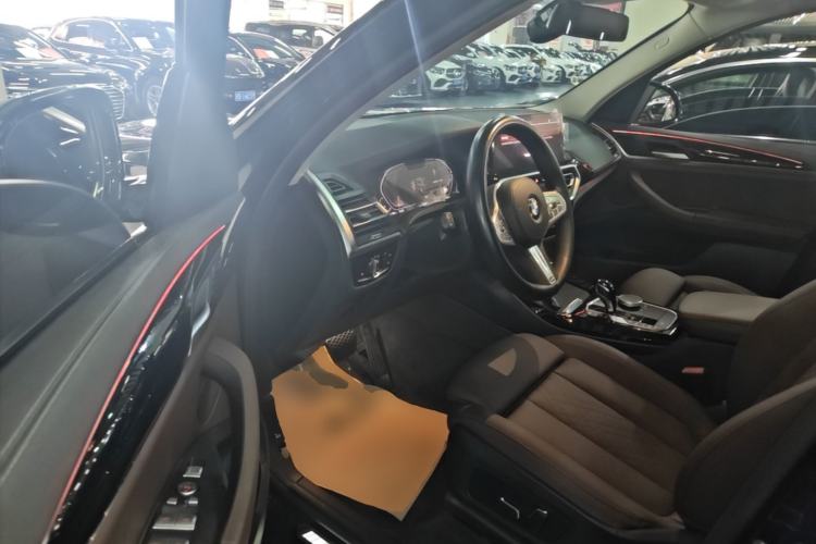 Used BMW X3 2023 xDrive25i M Sport Package Driver Seat