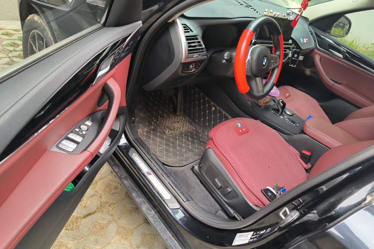 Used BMW X3 2023 xDrive25i M Sport Package Driver Seat