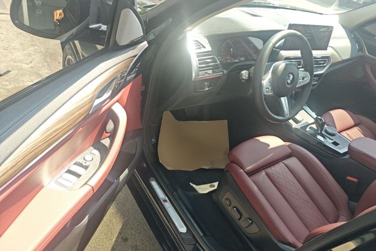 Used BMW X3 2023 Restyled xDrive30i Leading Edition M Night Sky Package Driver Seat