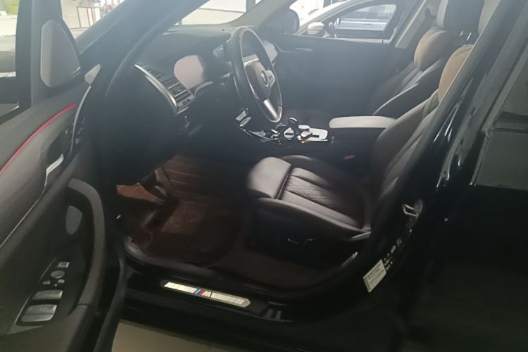 Used BMW X3 2023 Restyled xDrive30i Leading Edition M Night Sky Package Driver Seat