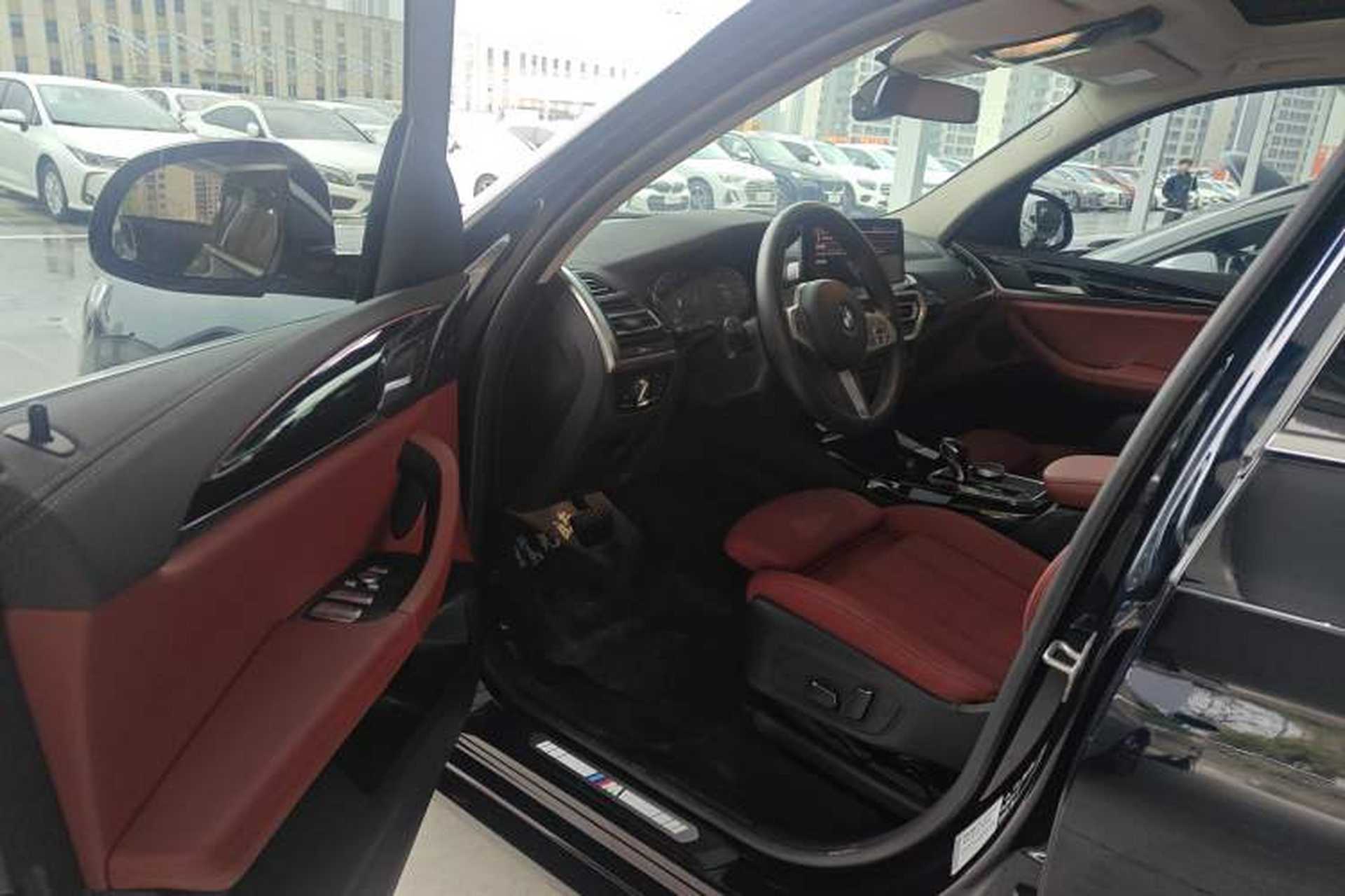 Used BMW X3 2023 xDrive25i M Sport Package Driver Seat