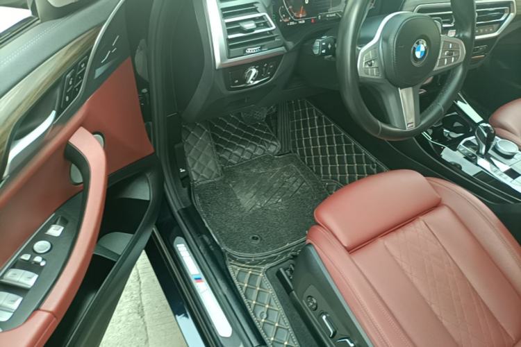 Used BMW X3 2023 Restyled xDrive30i Leading Edition M Night Sky Package Driver Seat