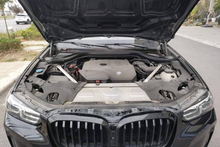Used BMW X3 2023 Restyled xDrive30i Leading Edition M Night Sky Package Engine Bay