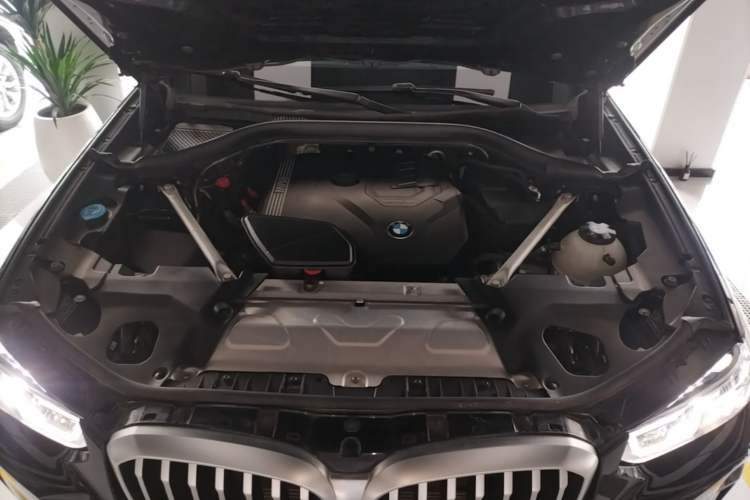 Used BMW X3 2023 xDrive25i M Sport Package Engine Bay