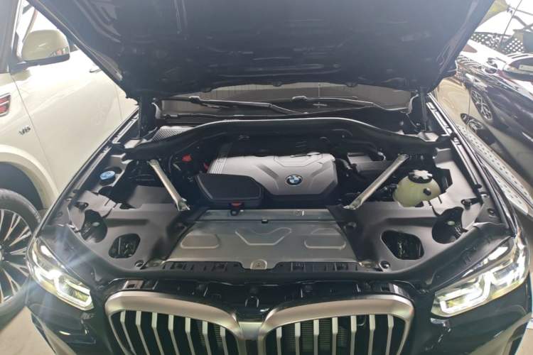 Used BMW X3 2023 xDrive25i M Sport Package Engine Bay