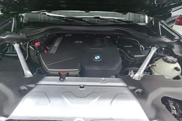Used BMW X3 2023 xDrive25i M Sport Package Engine Bay