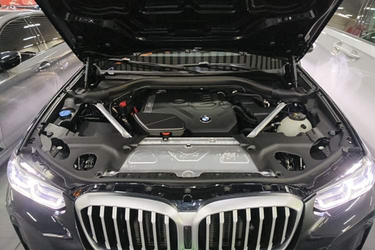 Used BMW X3 2023 xDrive25i M Sport Package Engine Bay
