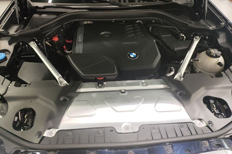 Used BMW X3 2023 xDrive25i M Sport Package Engine Bay