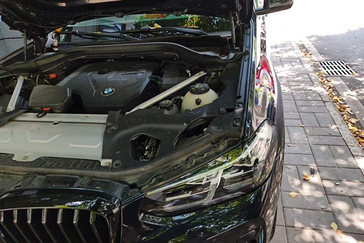 Used BMW X3 2023 Restyled xDrive30i Leading Edition M Night Sky Package Engine Bay Left