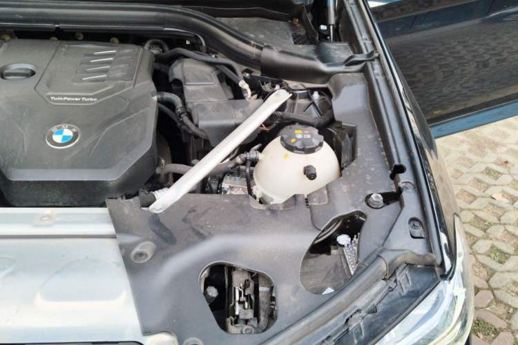 Used BMW X3 2023 xDrive25i M Sport Package Engine Bay Left