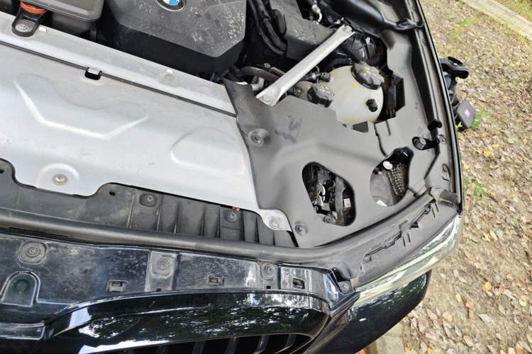 Used BMW X3 2023 Restyled xDrive30i Leading Edition M Night Sky Package Engine Bay Left