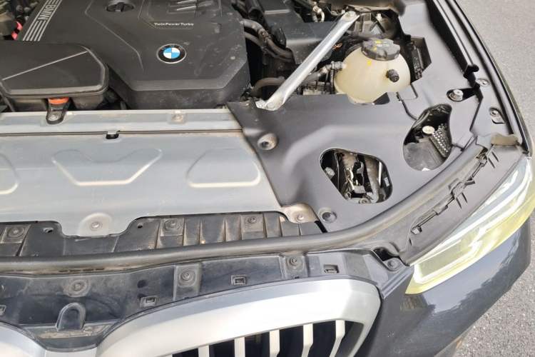 Used BMW X3 2023 xDrive25i M Sport Package Engine Bay Left