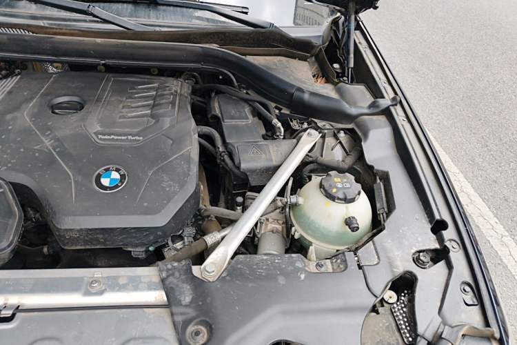 Used BMW X3 2023 xDrive25i M Sport Package Engine Bay Left