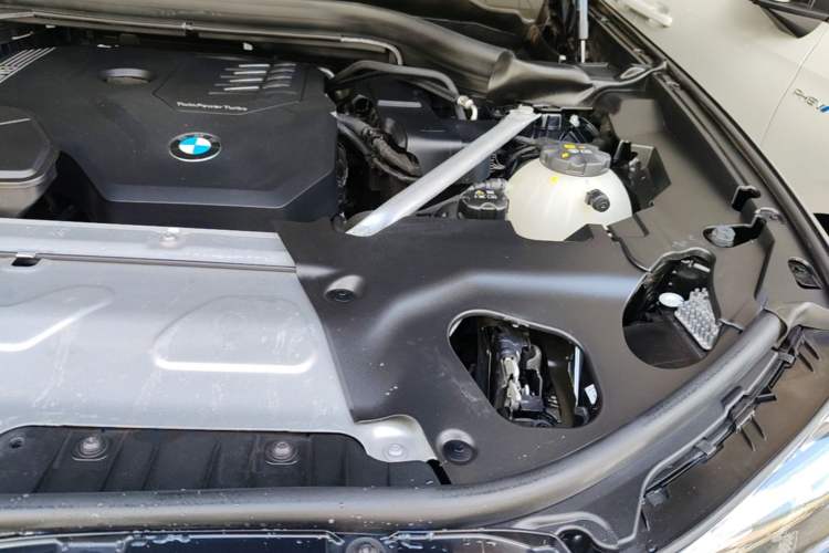 Used BMW X3 2023 xDrive30i Leading Model M Night Edition Package Engine Bay Left