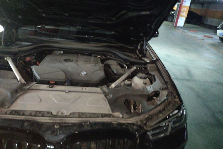 Used BMW X3 2023 Restyled xDrive30i Leading Edition M Night Sky Package Engine Bay Left