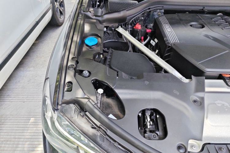 Used BMW X3 2023 xDrive25i M Sport Package Engine Bay Right