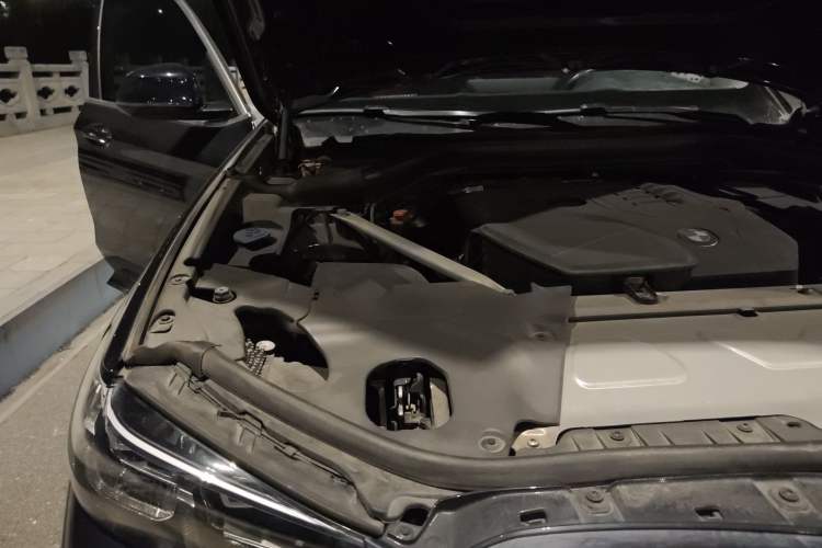 Used BMW X3 2023 xDrive25i M Sport Package Engine Bay Right