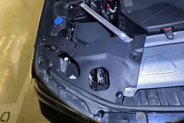 Used BMW X3 2023 xDrive25i M Sport Package Engine Bay Right