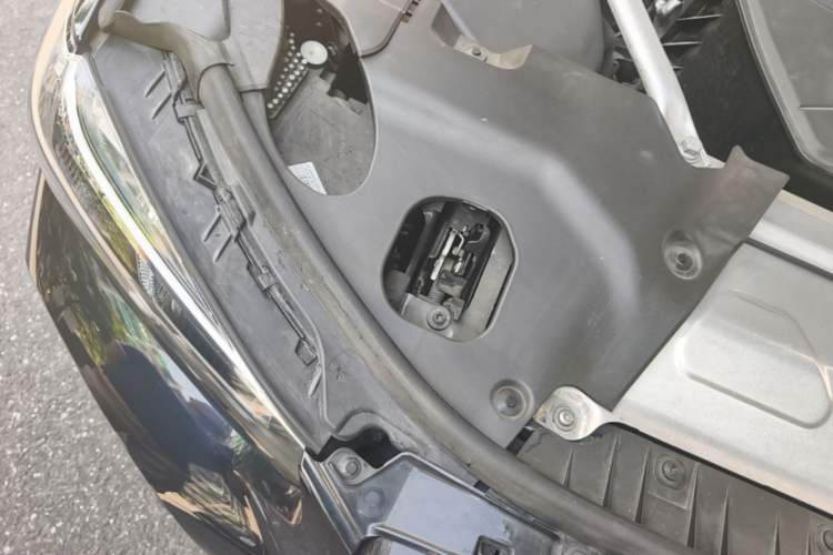 Used BMW X3 2023 xDrive30i Leading Model M Night Edition Package Engine Bay Right