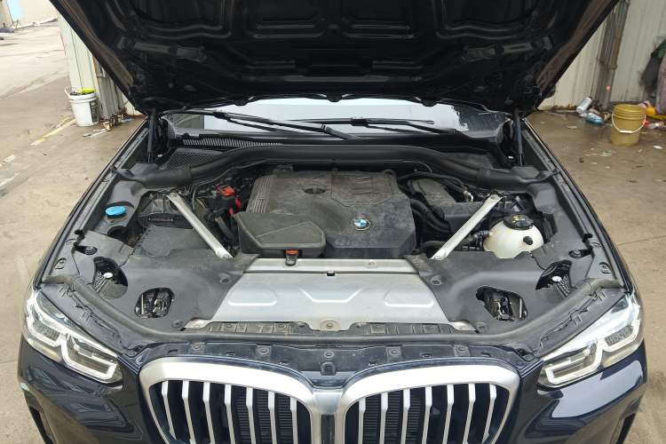 Used BMW X3 2023 xDrive25i M Sport Package Engine Bay
