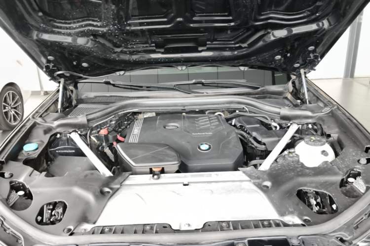 Used BMW X3 2023 Restyled xDrive30i Luxury Version M Night Edition Package Engine Bay