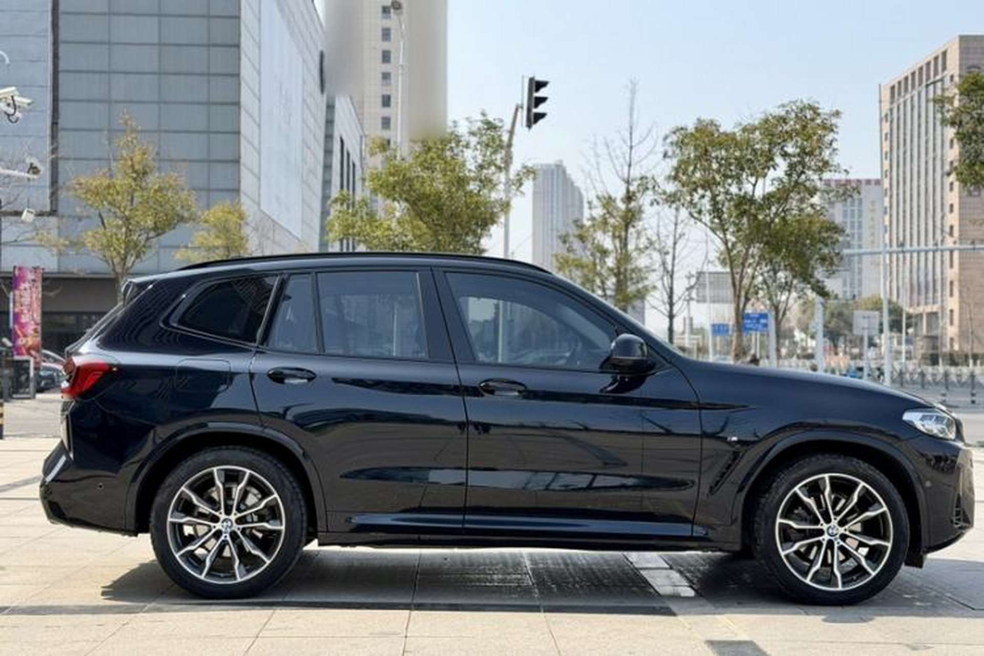 Used BMW X3 2023 Restyled xDrive30i Leading Edition M Night Sky Package Exterior 2