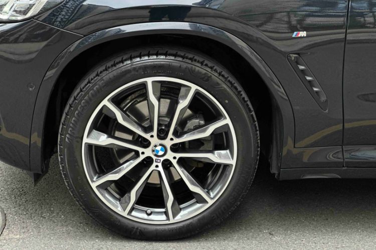 Used BMW X3 2023 Restyled xDrive30i Leading Edition M Night Sky Package Exterior 2