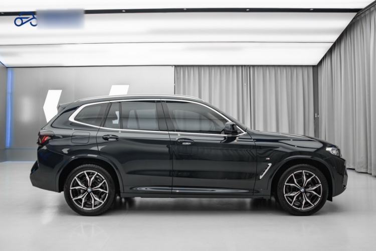 Used BMW X3 2023 xDrive25i M Sport Package Exterior 3