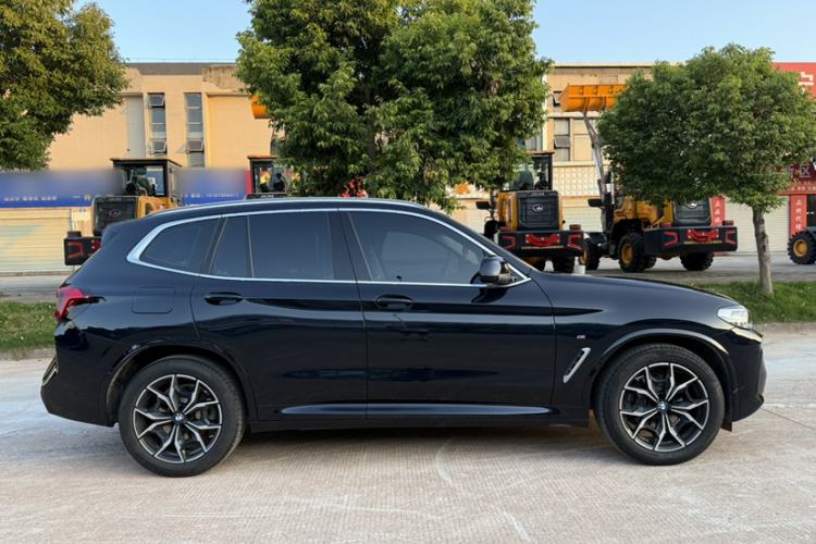 Used BMW X3 2023 xDrive25i M Sport Package Exterior 3