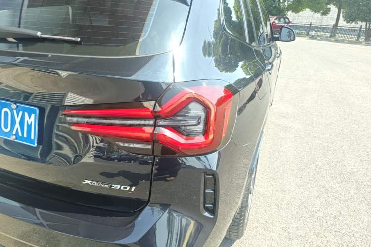 Used BMW X3 2023 Restyled xDrive30i Leading Edition M Night Sky Package Exterior 3