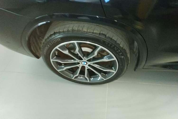 Used BMW X3 2023 Restyled xDrive30i Leading Edition M Night Sky Package Exterior 4