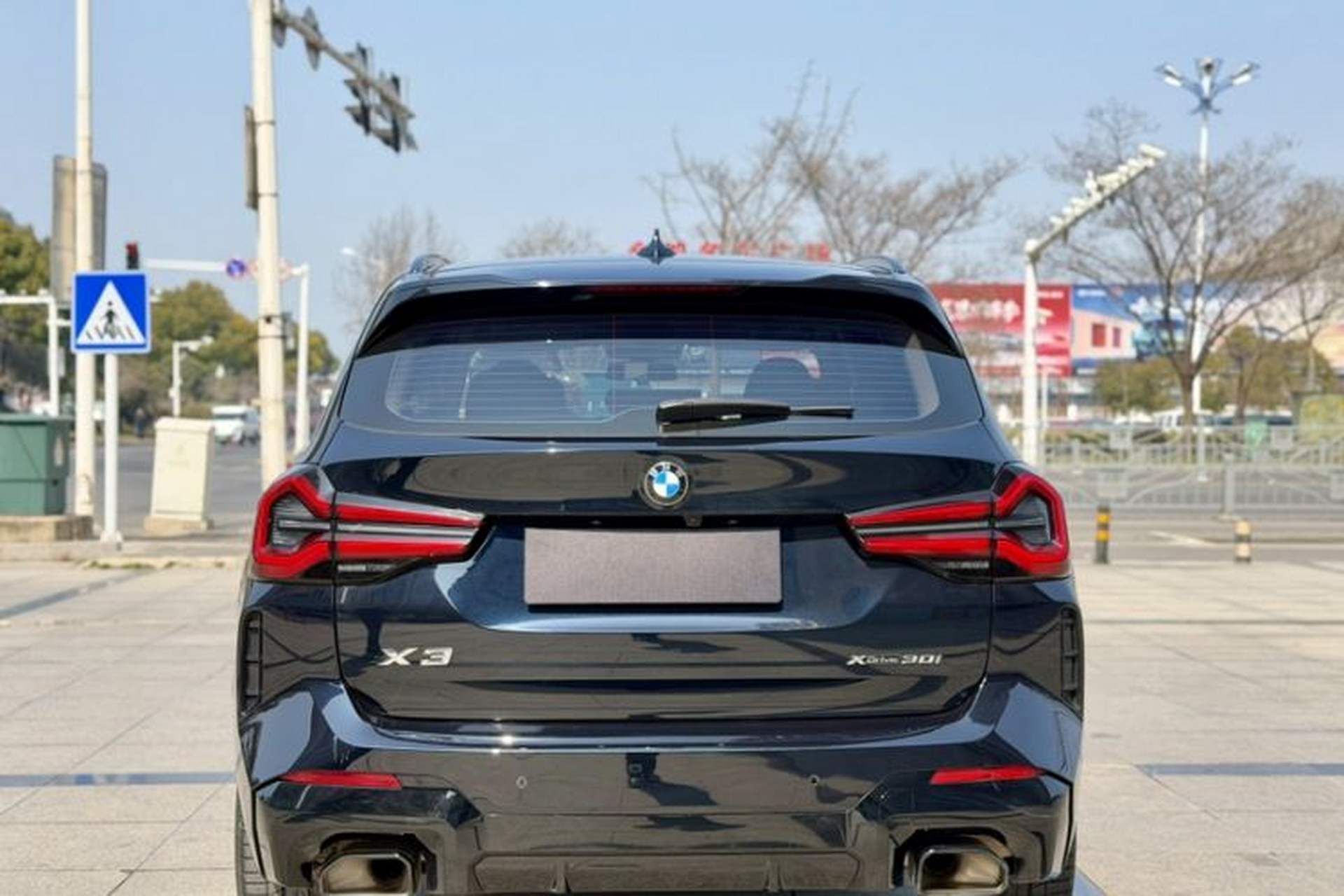 Used BMW X3 2023 Restyled xDrive30i Leading Edition M Night Sky Package Exterior 4