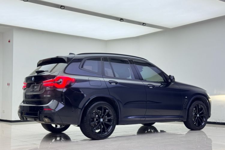 Used BMW X3 2023 xDrive30i Luxury Edition M Night Sky Package Exterior 4