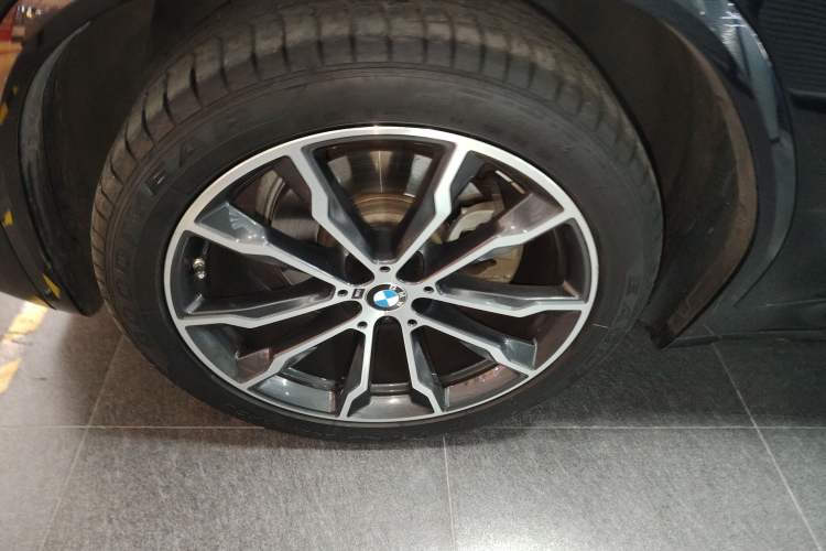 Used BMW X3 2023 Restyled xDrive30i Leading Edition M Night Sky Package Exterior 4