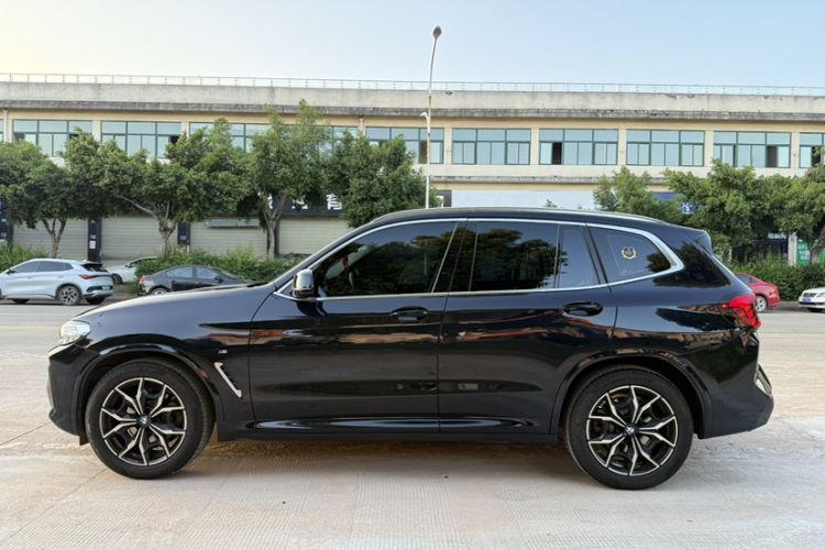 Used BMW X3 2023 xDrive25i M Sport Package Exterior 4