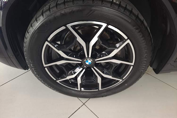 Used BMW X3 2023 xDrive25i M Sport Package Exterior 4