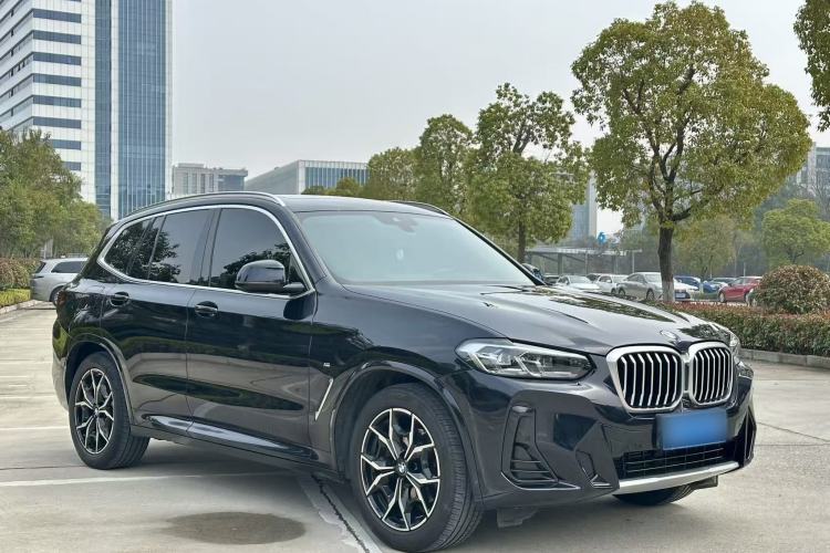 Used BMW X3 2023 xDrive25i M Sport Package Exterior 4