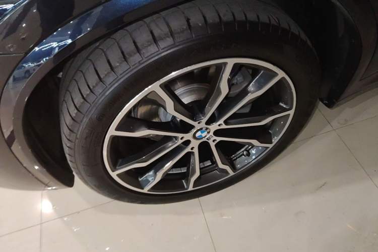 Used BMW X3 2023 xDrive30i Leading Model M Night Edition Package Exterior 4