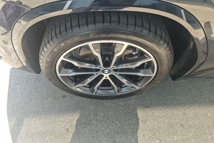Used BMW X3 2023 Restyled xDrive30i Leading Edition M Night Sky Package Exterior 4