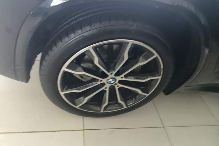 Used BMW X3 2023 Restyled xDrive30i Leading Edition M Night Sky Package Exterior 4